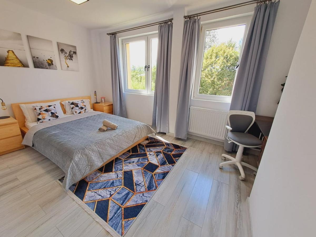 Limanowa Sunriser Apartment ภายนอก รูปภาพ