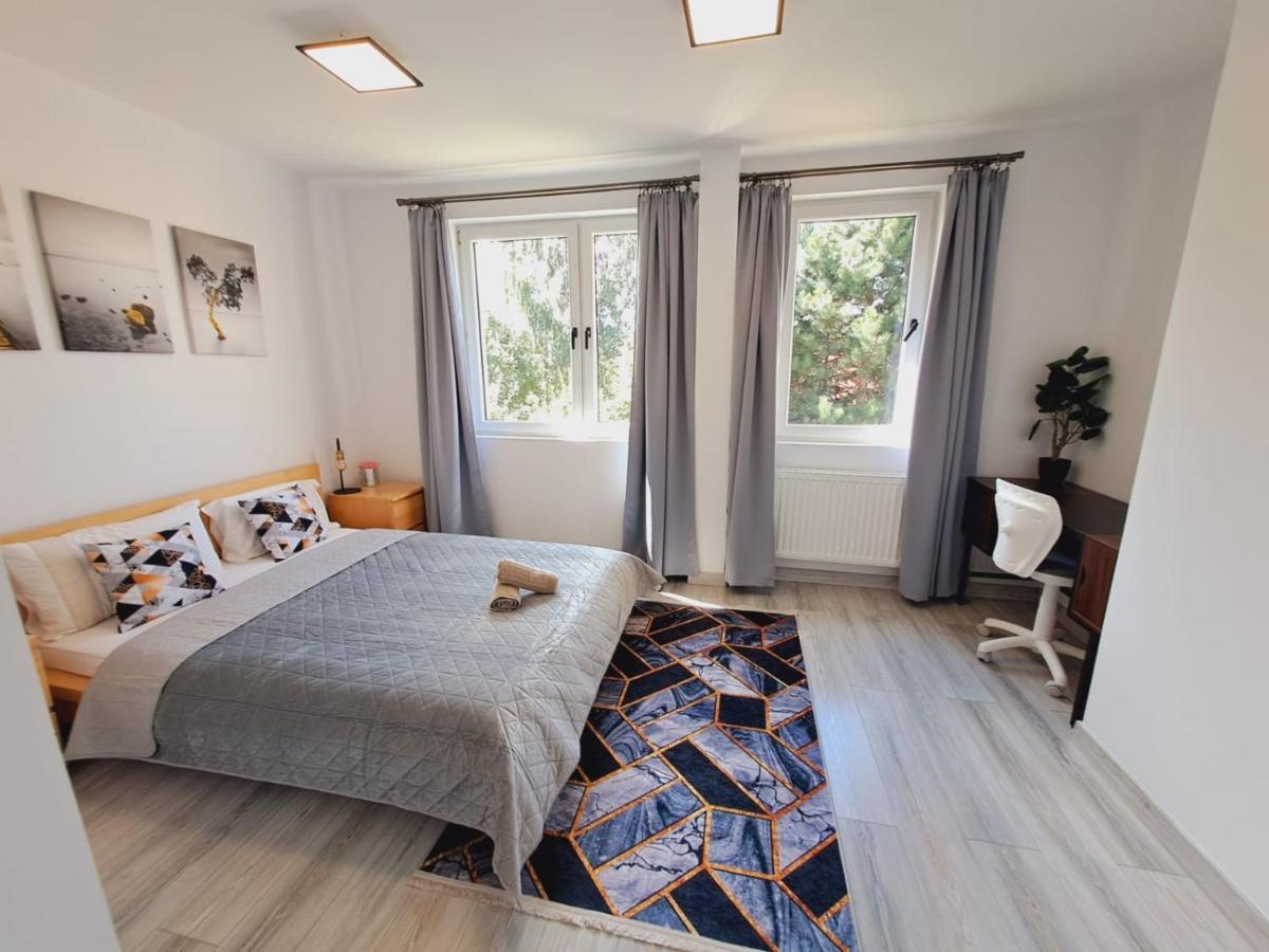 Limanowa Sunriser Apartment ภายนอก รูปภาพ