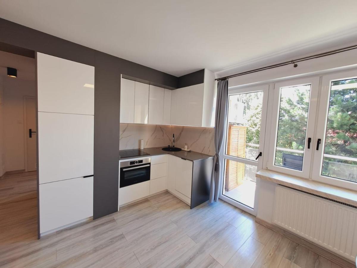 Limanowa Sunriser Apartment ภายนอก รูปภาพ